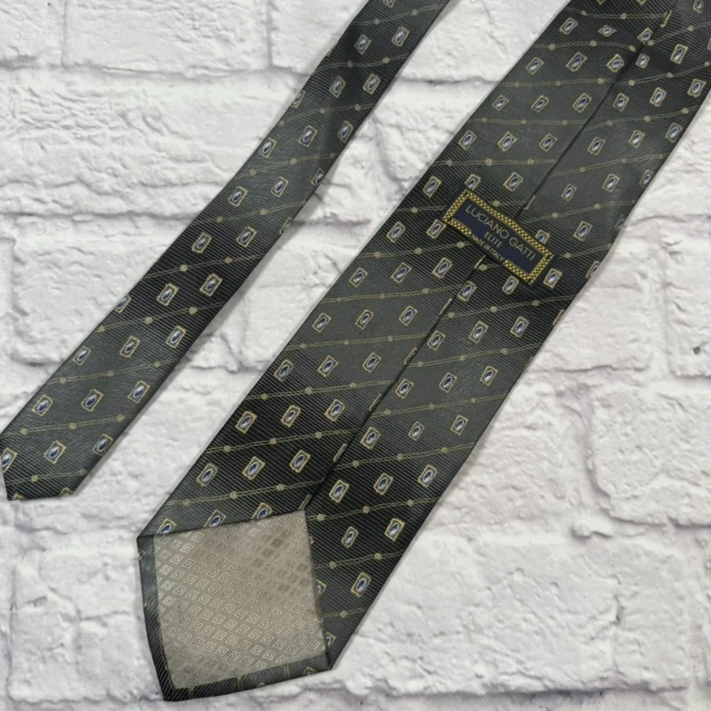 Luciano Gatti Neck Tie Mens Green Geometric 100% Silk Hand‎ Made In Italy